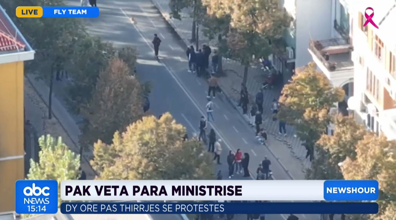 Foto nga burimi: Pak veta para Ministrisë/ Dy orë pas thirrjes së protestës