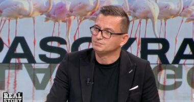 Pedagogu “zbërthen” protestën, Mile: Është në funksion të luftës politike në SHBA