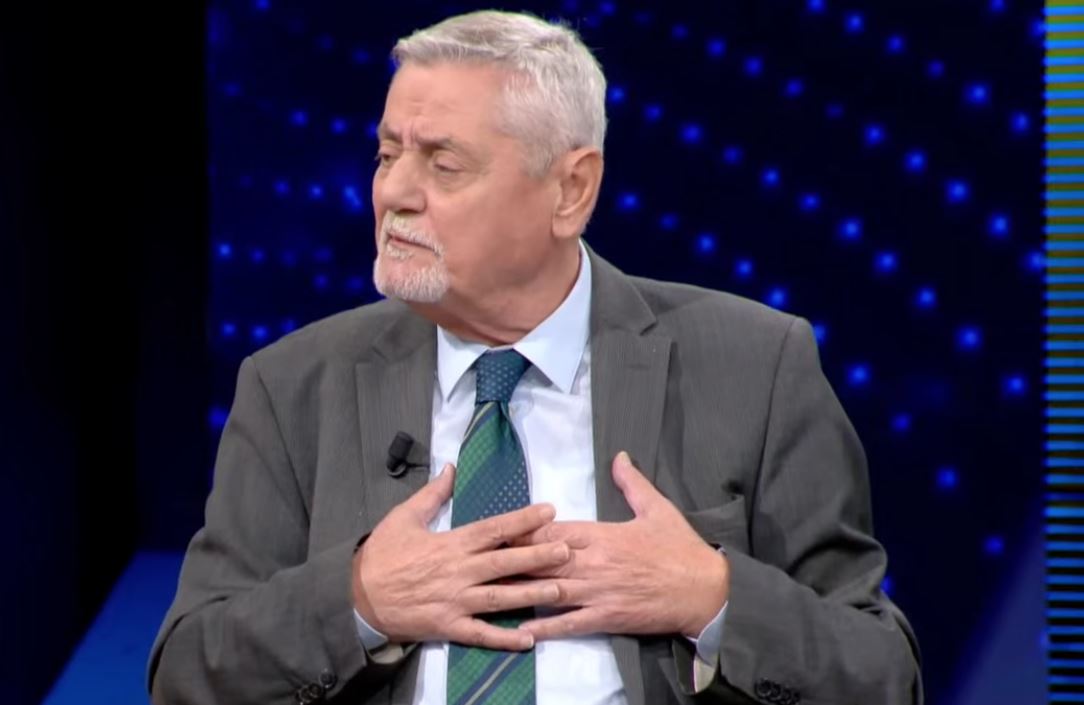 Territorialja    Zvogëlimi nuk ka logjikë   Kreu i LZHK  Debati është politik  Rama e bën siç do vetë sepse ka votat 