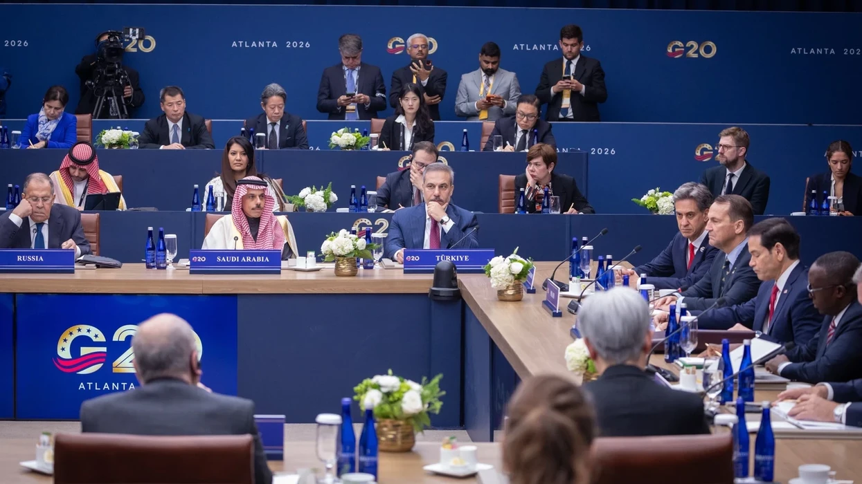 Lavrov i padëshiruar në G20  ministrat nuk e pranojnë në fotografinë tradicionale