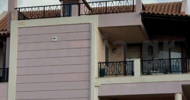 Greqi, rumuni plagos me thikë ish-gruan dhe partnerin e saj shqiptar