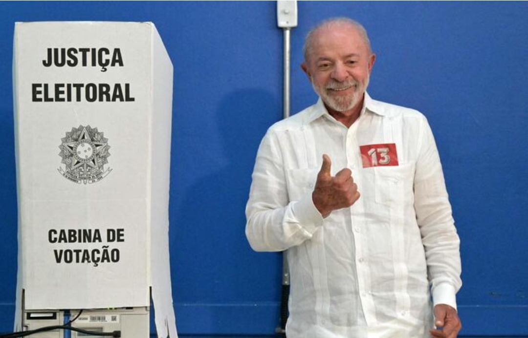 Foto nga burimi: Lula shpallet fitues i zgjedhjeve presidenciale në Brazil, Bolsonaro kërkon anulimin e rezultatit