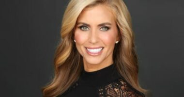 Trump zgjedh Katie Zacharia-n si zëdhënësen e re për shtypin në Shtëpinë e Bardhë