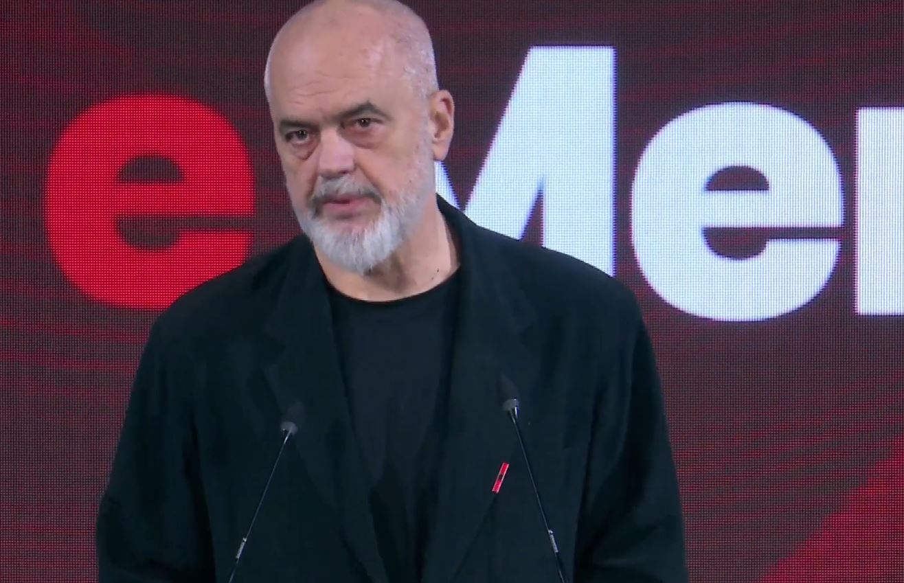  Merita  domosdoshmëri për të shërbyer në shtet   Rama  Shqipëria  e para në rajon për përmirësimin e administratës