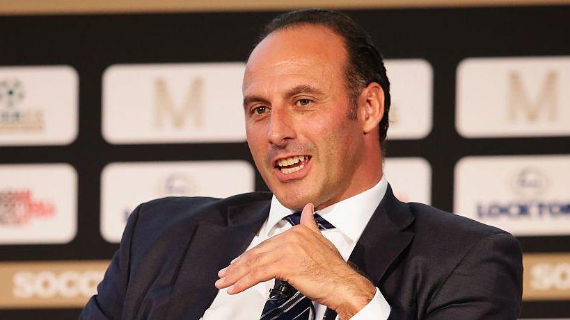 rivali-i-pare-i-infantino-ramon-vega-zyrtarizon-kandidaturen-e-tij-per-president-te-fifa