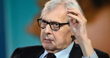 Vittorio Sgarbi në terapi intensive në Romë, gjendja e tij raportohet kritike