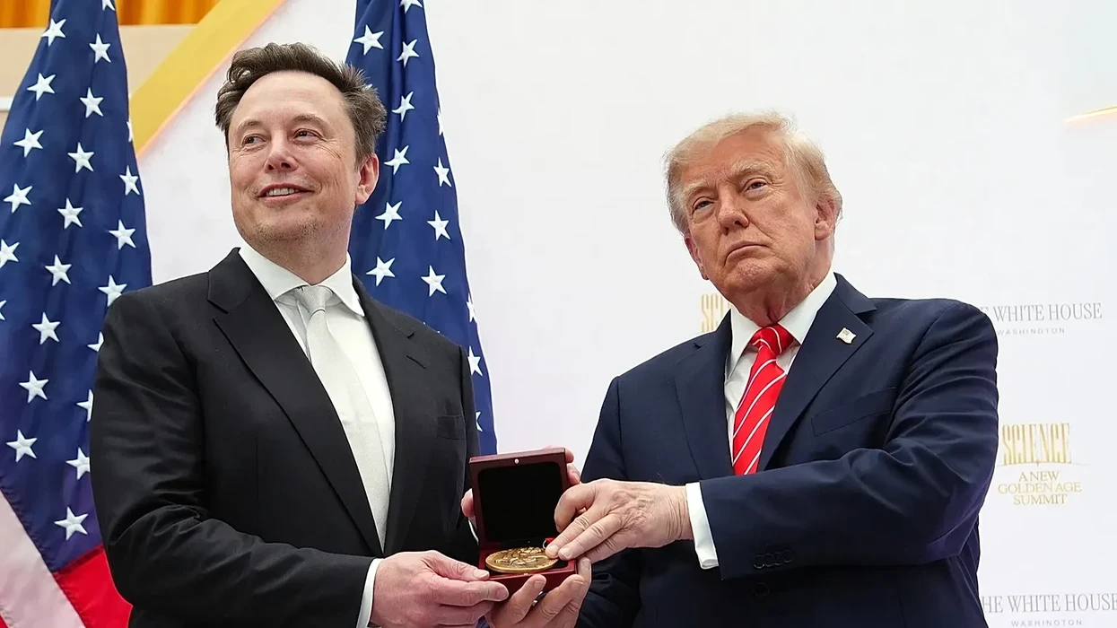 trump-nderon-elon-musk-me-medaljen-me-te-larte-shkencore-ne-shba-thomas-edison-i-koheve-moderne