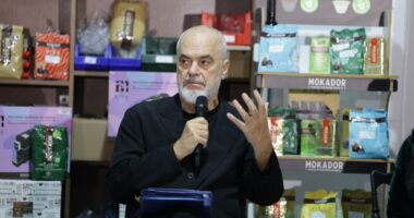 Dyfisho sipërmarrjen tënde/ Rama takim me përfaqësues të biznesit: Nuk jemi vetëm në këtë program, krah keni Ministrinë