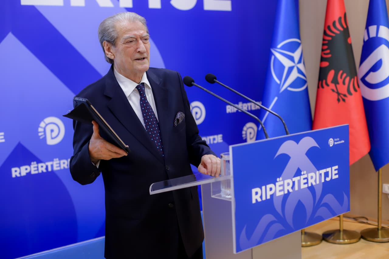Berisha “shpjegon” zhvlerësimin e euros/ Kreu i PD: Monedha shqiptare ka thyer rekord