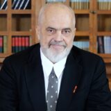 Dje dhunuat: sot do përgjigjeni!