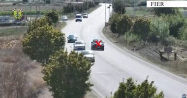 Mijëra gjoba për “pilotët” e rrugës/ Fier, rreth 1000 shkelje. Mes tyre disa arrestime