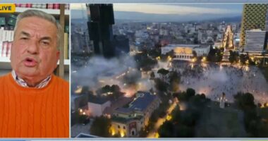 “Protestat, në përmasat e një kryengritjeje”/ Avokati: Qori, Lapaj dhe Shehaj u bashkuan me Saliun! PD u kthye në bazë armatimi