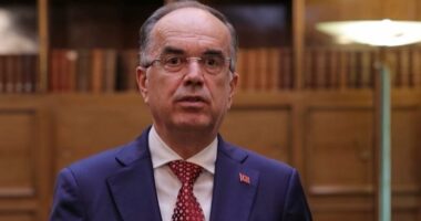 Protesta e dhunshme/ Begaj: Dhuna nuk mund të jetë kurrë zgjidhja. Vendi ka nevojë për qetësi dhe dialog