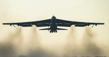 SHBA tërheq të gjithë bombarduesit nga baza RAF Fairford në Britaninë e Madhe