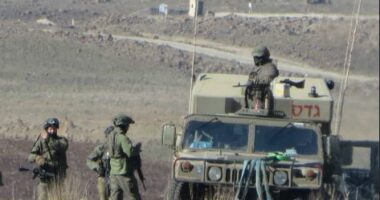 Tanket izraelite hyjnë në territorin e Sirisë