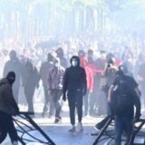 Protesta pas maskës dhe ligji që dënon me burg fshehjen e fytyrës