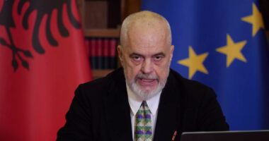 “Dhuna nuk do të relativizohet”, Rama: Terrori mori të gjithë peng. Ekranet e korruptuara të dhunës!