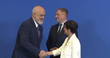 Anëtarësimi në BE, Shqipëria mbyll një tjetër kapitull / Një hap më pranë BE, mbyllet “Biznesi dhe Politikat Industriale”