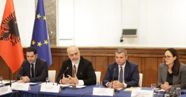 “Dhunuesit do të kenë hijen e shtetit nga pas”/ Rama: U tentua përçarja fetare