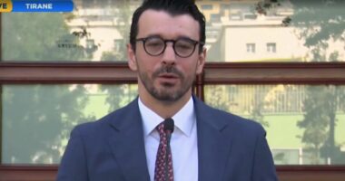 “Avancojnë punimet për bypass-in e Elbasanit”/ Karakaçi për hekurudhën Tiranë-Durrës: Janë lidhur të gjitha kontratat