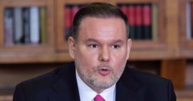 “Protestuesit e dhunshëm u identifikuan përmes teknologjisë”/ Demo: Para drejtësisë shkatërruesit e bizneseve