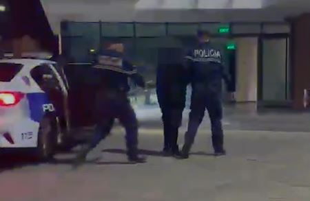 Shiste drogë në shkolla, arrestohet 27-vjeçari në Librazhd