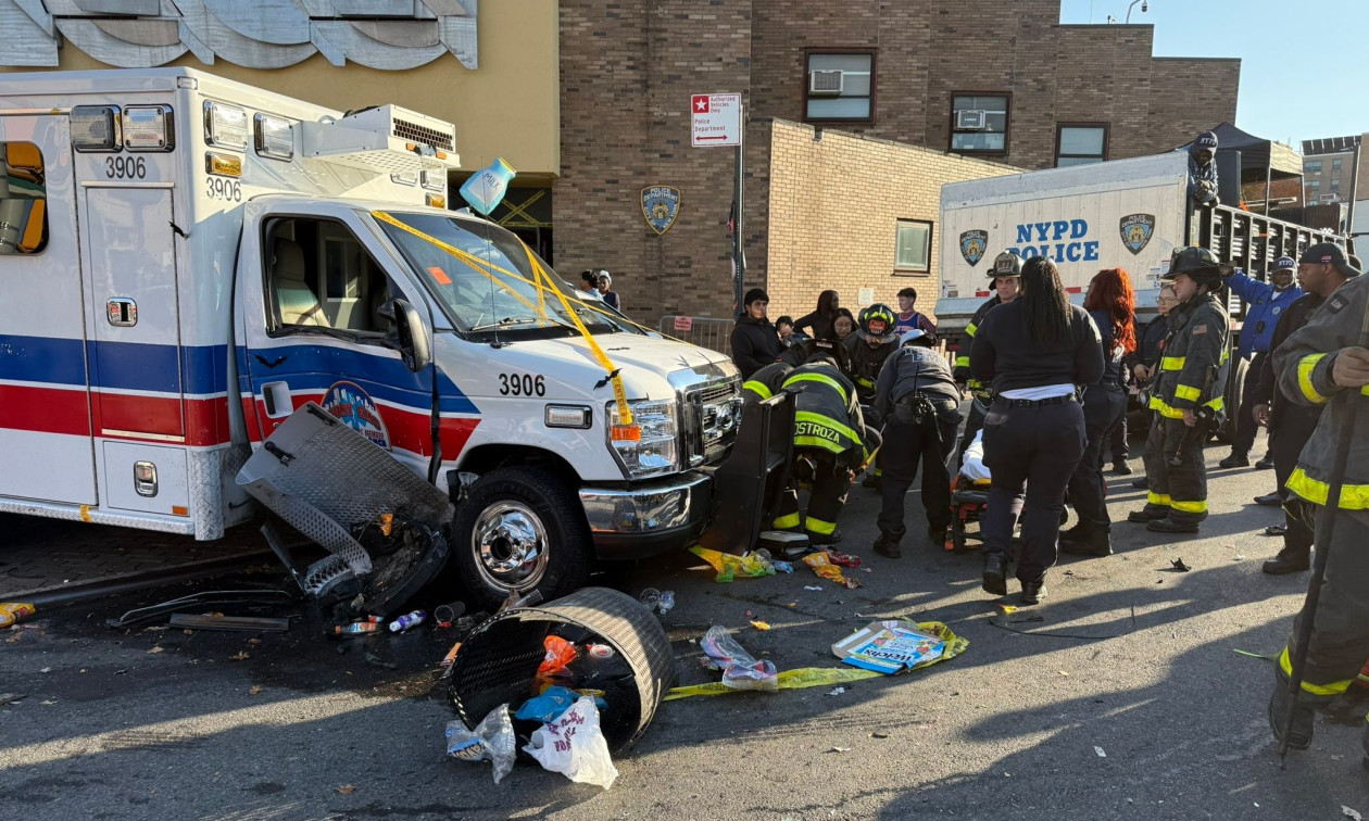 Makina përplaset me turmën gjatë festës së Halloween në New York, plagosen 6 persona, mes tyre 3 fëmijë