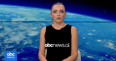 News Line me Sali Doçi, (04/10/2026)