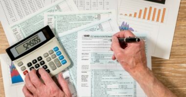 Falen borxhet e biznesit/ Tatimet: Shuhen 453 milionë euro, përfitojnë mbi 220 mijë subjekte