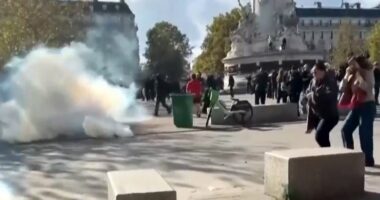 Qeveria franceze mund të shpallë gjendjen e jashtëzakonshme/ Protestat e dhunshme shkatërruan disa qytete