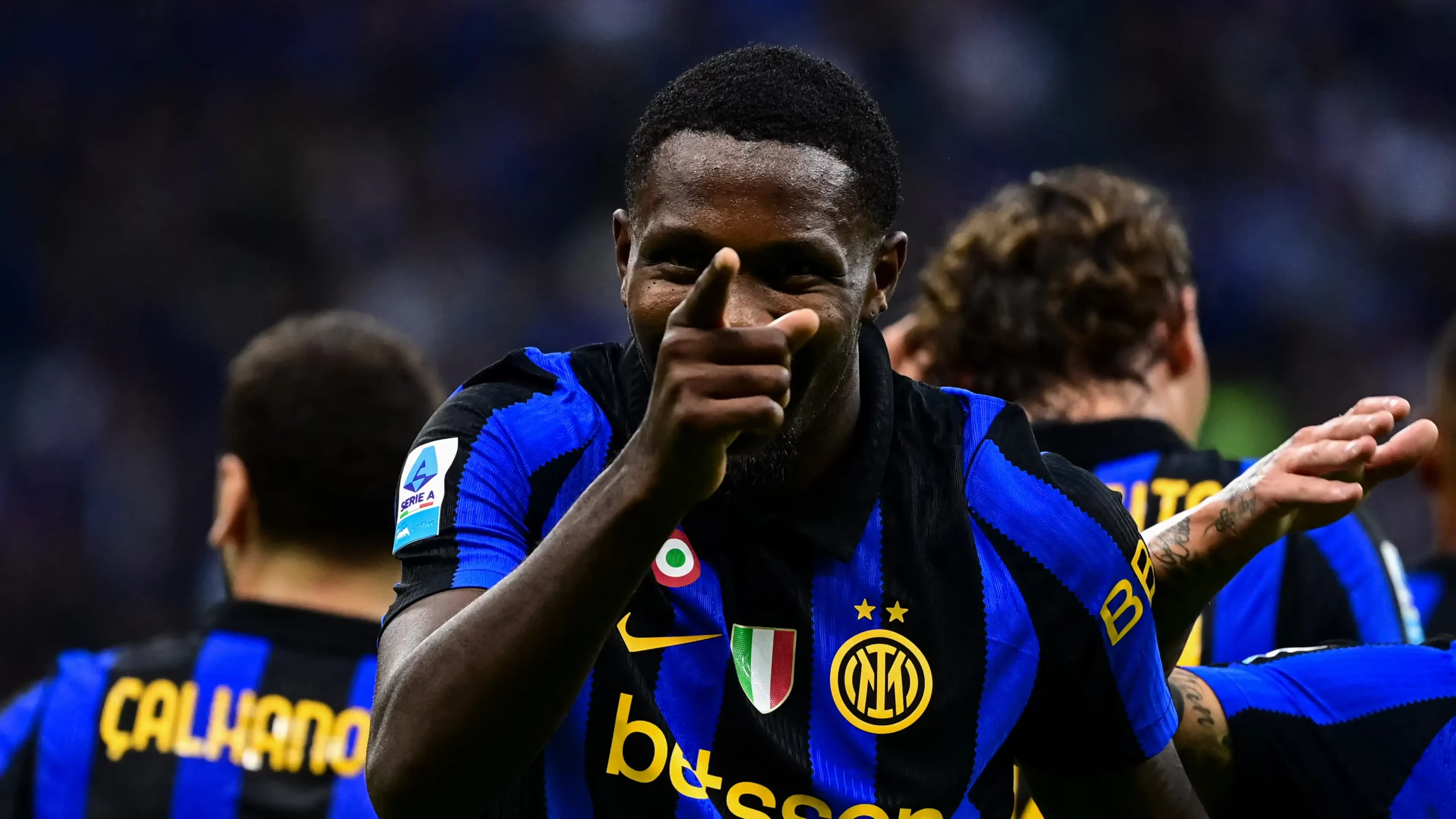 inter-kthehet-si-kampion-skuadra-ziklater-mundi-me-lehtesi-3-0-parmen-ne-san-siro