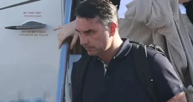 Flavio Bolsonaro zbulon se si u arratis nga Brazili pas humbjes në zgjedhje