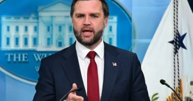 Vance shpreh dyshime për transmetimin drejtpërdrejt të ekzekutimit të autorit të masakrës në Fort Hood