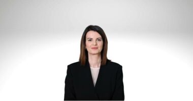 Koçiu: E papranueshme dhuna në Tiranë/ Zv.kryeministrja: Dhuna ndaj punonjësve të policisë duhet dënuar me forcë
