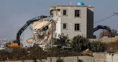 Izraeli nis shembjen e ndërtesave në Hebron, palestinezëve u jepen vetëm pesë minuta për t’u larguar