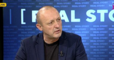 Ish-prokurori Karanxha: Pakënaqësitë që sollën protestën lidhen edhe me dështimin e reformës në drejtësi