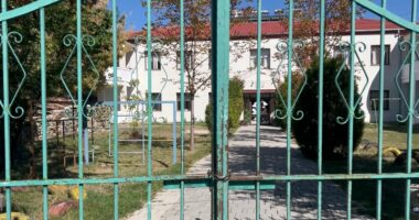 Helmimi i fëmijëve në kopësht? Korçë, analizat e para: Uji dhe ushqimet, pa ndotje bakteriale
