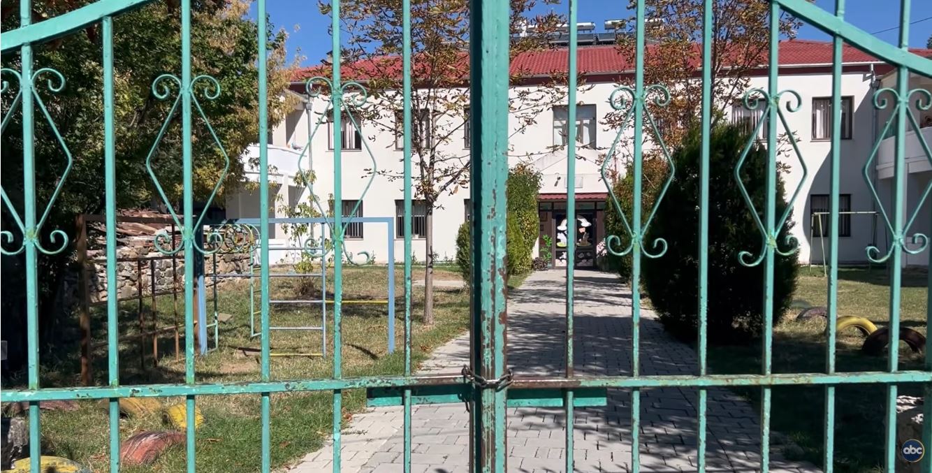 helmimi-i-femijeve-ne-kopesht-korce-analizat-e-para-uji-dhe-ushqimet-pa-ndotje-bakteriale