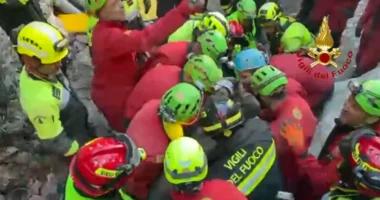 VIDEO/ U bllokua në një shpellë në Sardenjë, nxirret pas 26 orësh 31-vjeçari