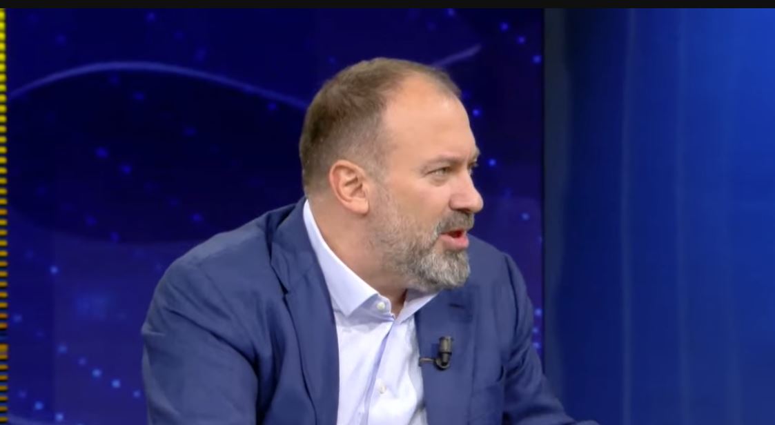 Këshilltarët socialistë pro  Veliaj kundër  Mazniku  Problemi më i vogël i Tiranës  PS i ka votat  reforma kalon 