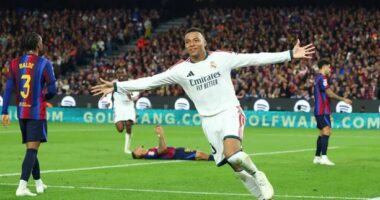 Real fiton derbin në Katalonjë/ Madrilenët ia dalin 2-1 në fushën e rivalit të përjetshëm