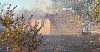 Lezhë/ Zjarri përfshin dy banesa dhe një kasolle, ndërhyrje nga toka dhe ajri