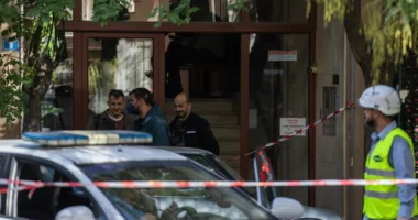 Konflikti përfundon në gjakderdhje në Kretë, i riu godet dy herë me thikë shqiptarin