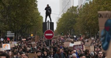 Protestat, përplasje nga Brukseli në Lisbonë/ Dhuna dhe trazirat përfshijnë Evropën, qindra arrestime