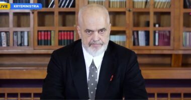 “Kush kërkon dorëheqjen time gabon se mund të imponohet me dhunë”, Rama: Kam detyrë të mbroj vendin dhe njerëzit nga çdo përpjekje që kërkon ta kthejë Shqipërinë mbrapa