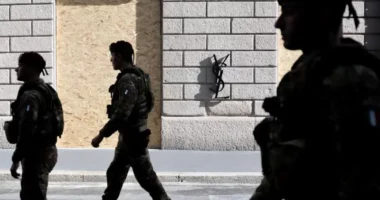 Nisin protestat në Francë/ ANTIFA paralajmëron kaos, Macron përgjigjet me masa të forta sigurie