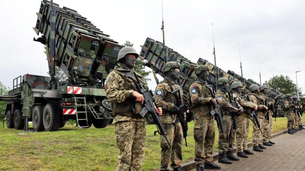 SHBA miraton shitjen e 500 raketave Patriot për Ukrainën, por dorëzimi mund të zgjasë disa vite