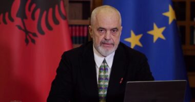 “Antifa do të marrë peng Europën”, Kryeministri paralajmëron falangat ekstremiste të majta: Dhuna nuk është ide, është krim!