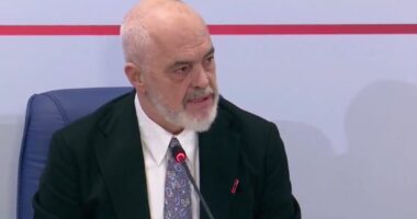 Rama mësuesve: Shkruani ditar në mënyrë sa më të detajuar. Do reflektojmë sapo situata të qetësohet