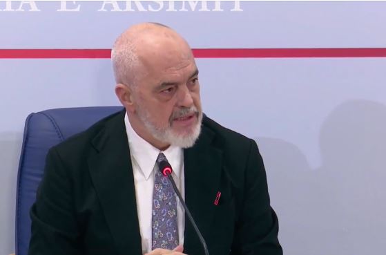 Foto nga burimi: Rama mësuesve: Shkruani ditar në mënyrë sa më të detajuar. Do reflektojmë sapo situata të qetësohet